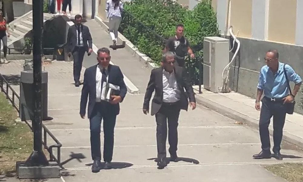 Θέμης Αδαμαντίδης: Αναβλήθηκε για τις 14 Ιουλίου η δίκη του μετά από αίτημα της συντρόφου του